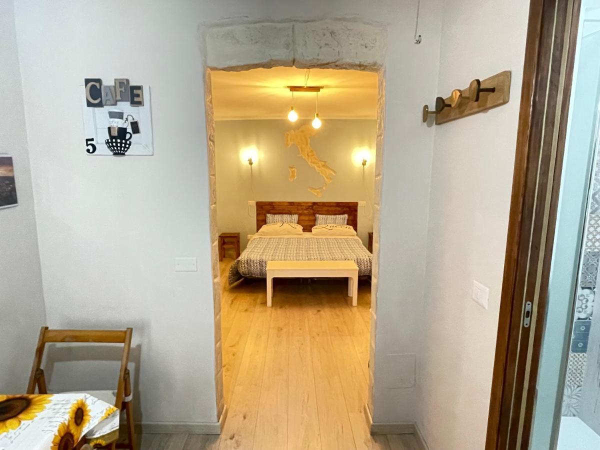 Trevisani Central Station Apartment Bari Extérieur photo